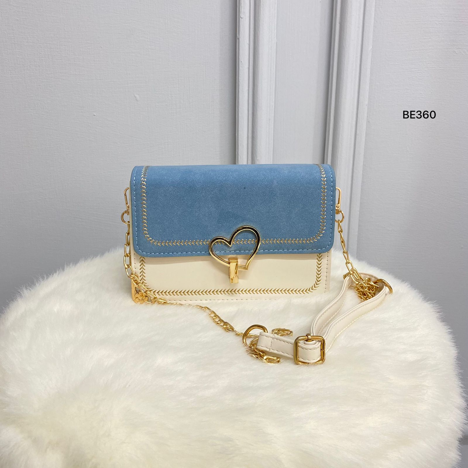 Bolso beige/azul detalles dorados 20cm* 14cm BL14# C-B